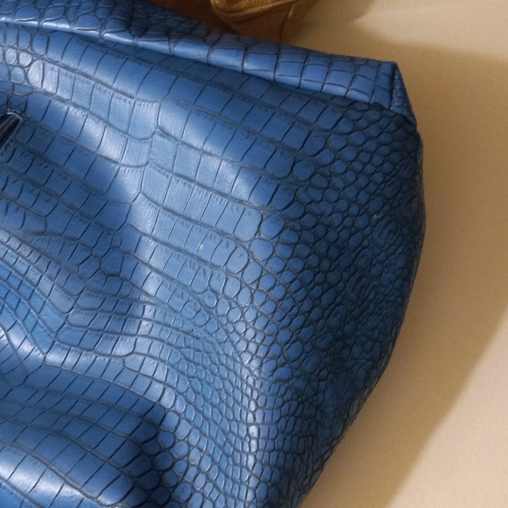 Large Blue Purse - Picture 8 of 8